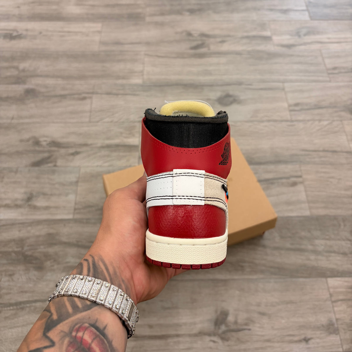 Jordan Retro 1 Off White “Chicago”