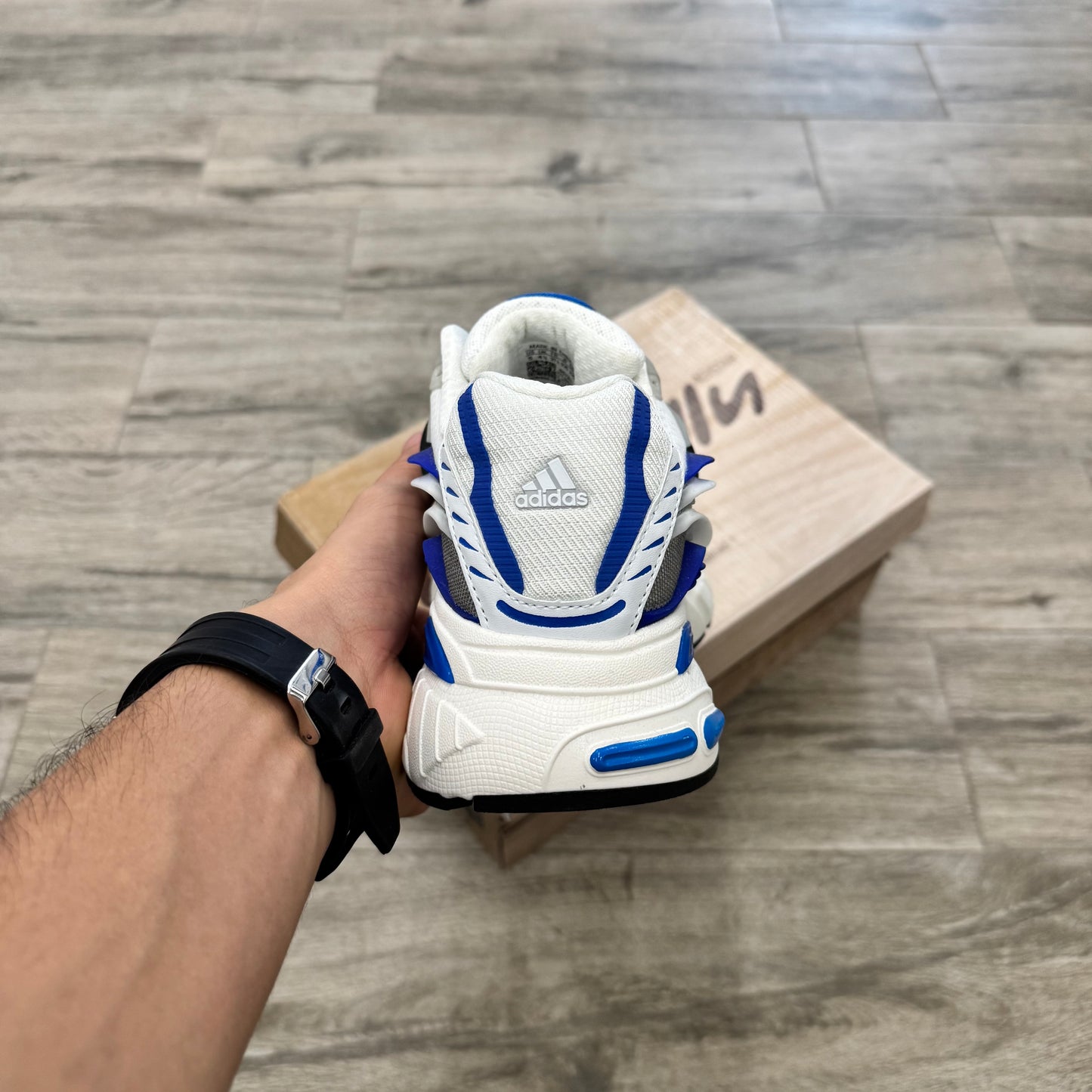 Adistar Jellyfish Pharell Williams Royal Blue