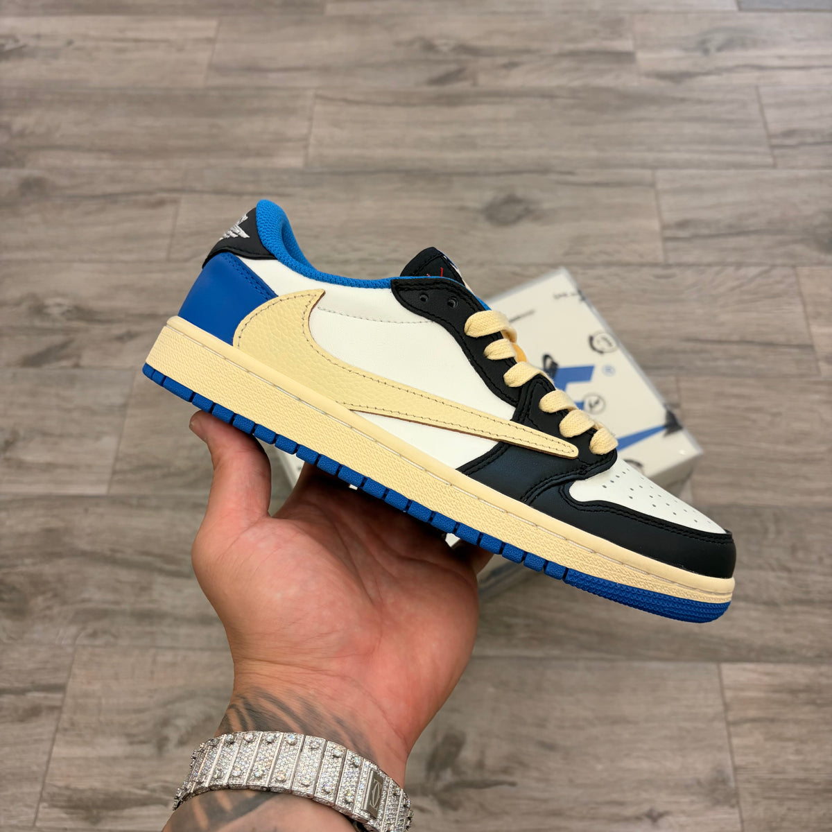 Jordan 1 Retro Low “Fragment x Travis Scott”