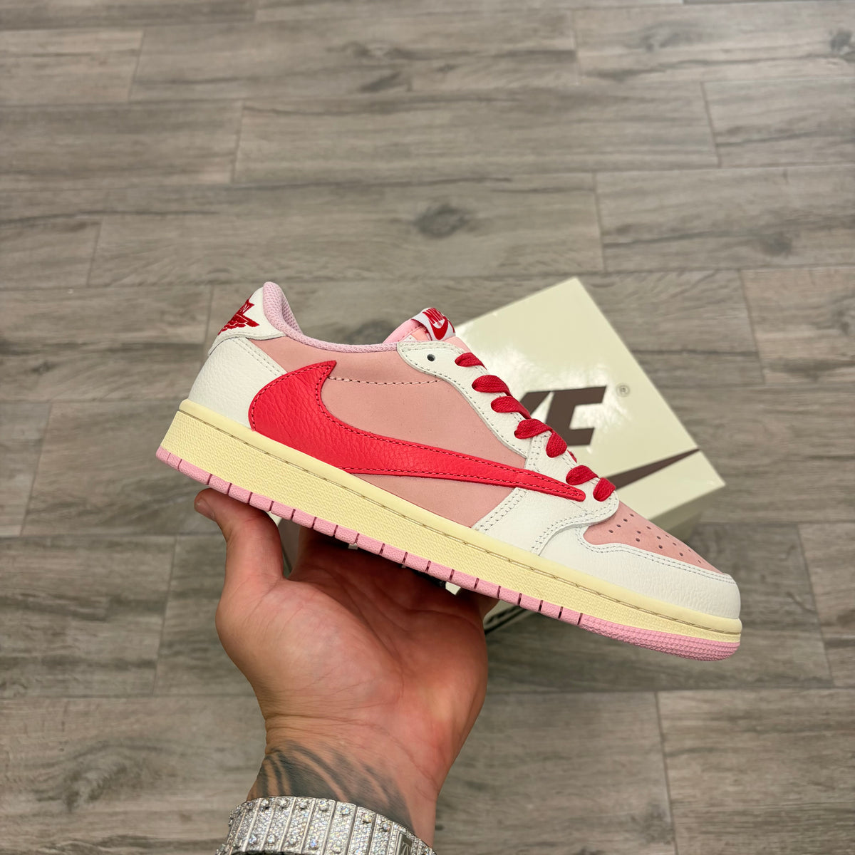 Jordan 1 Retro Low SP Travis Scott Sail Tropical Pink