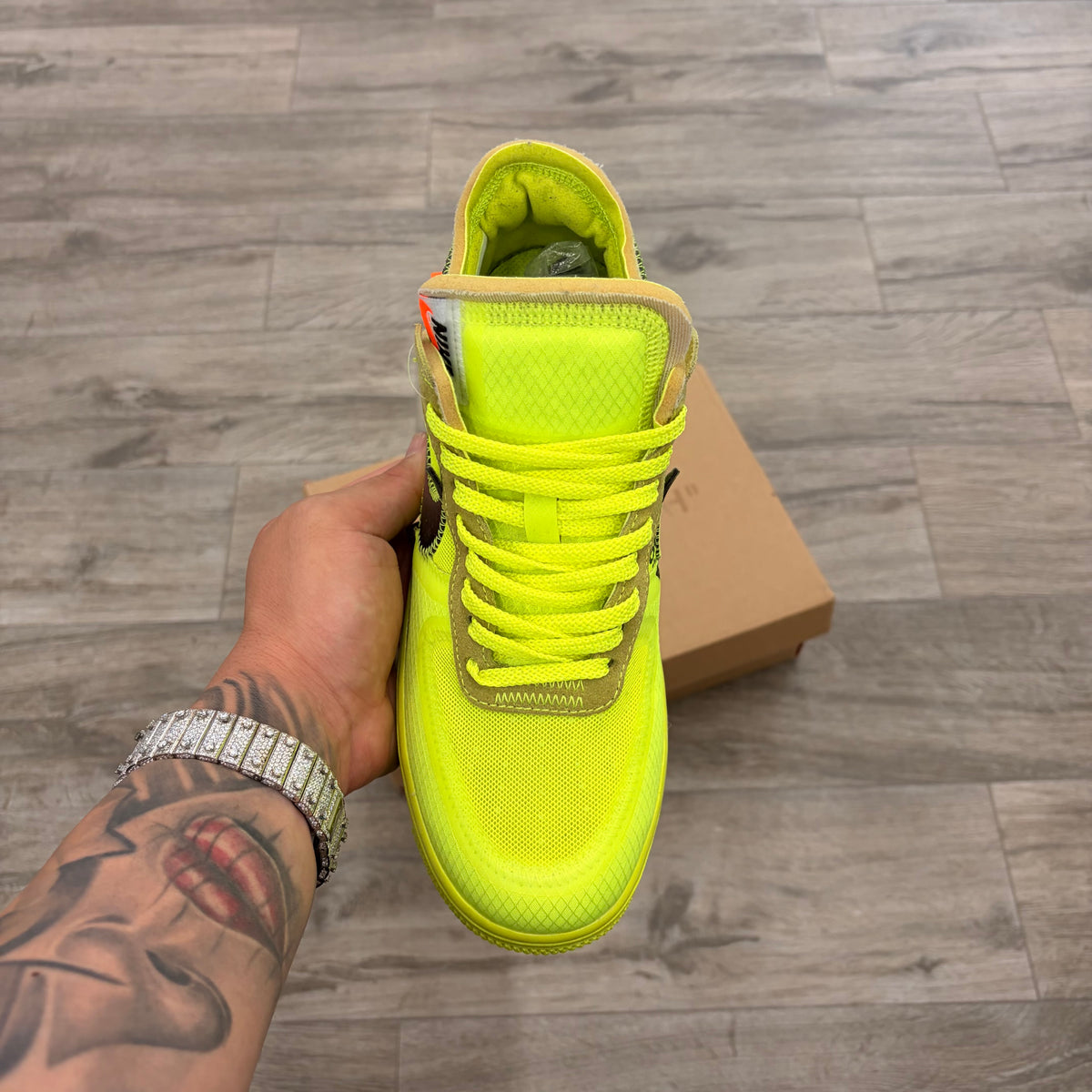 Air Force 1 Off White “Volt”
