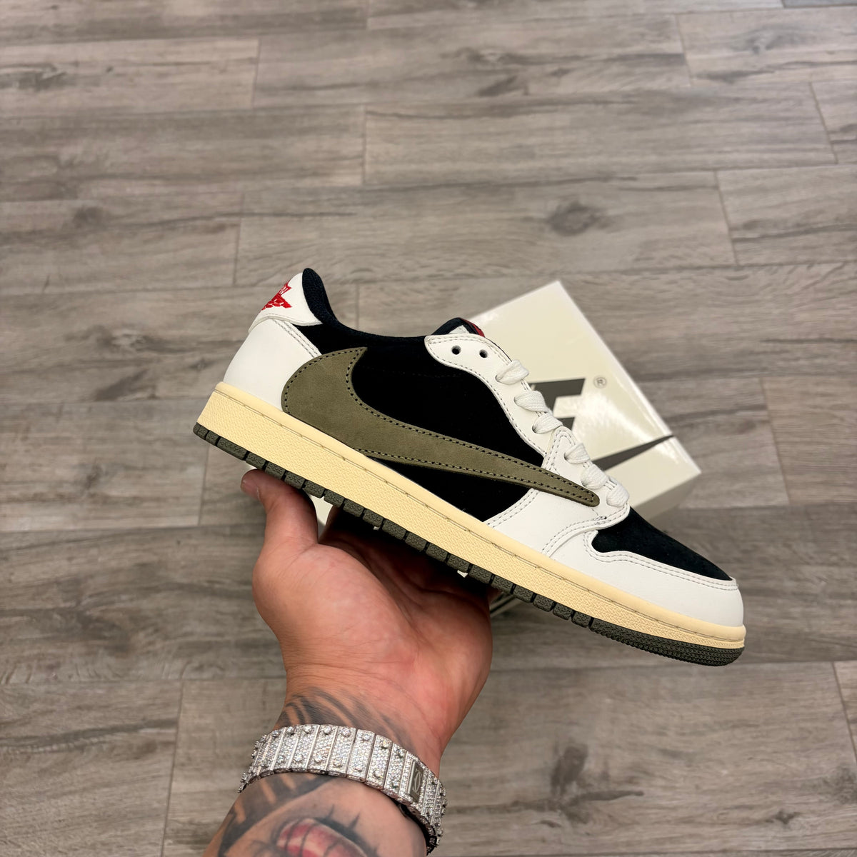 Jordan 1 Retro Low Travis Scott Olive