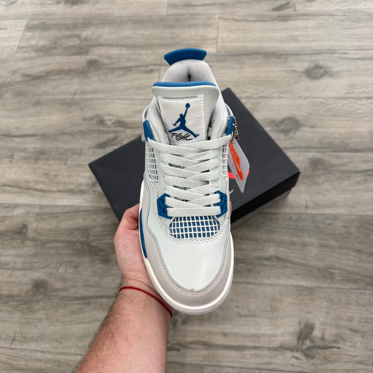 Jordan 4 Retro Military Blue (2024)
