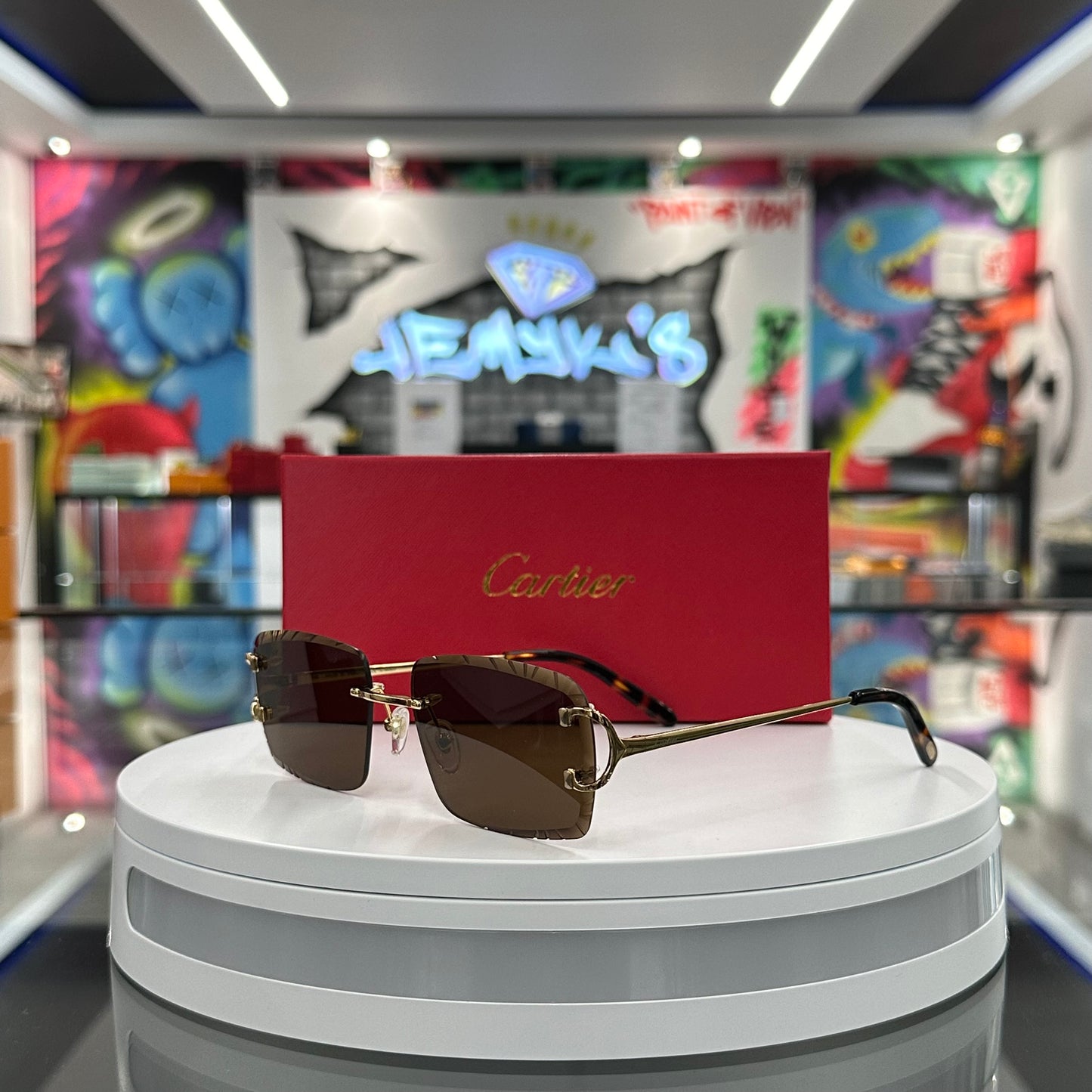 Diamond Cut Brown & Gold