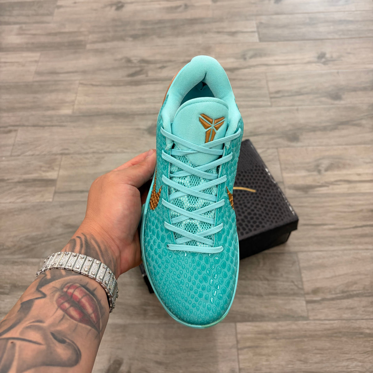 Kobe 6 Protro Total Jalen Bronson Statue of Liberty