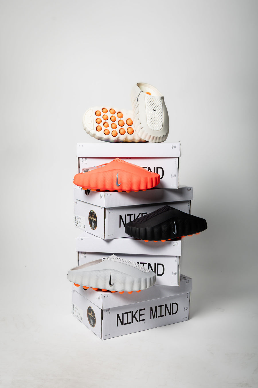 Nike Mind 001/002
