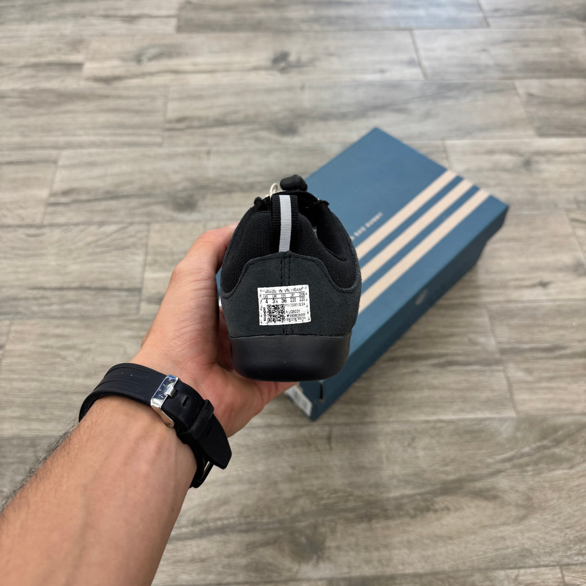Ballerina Bad Bunny Black Chalk