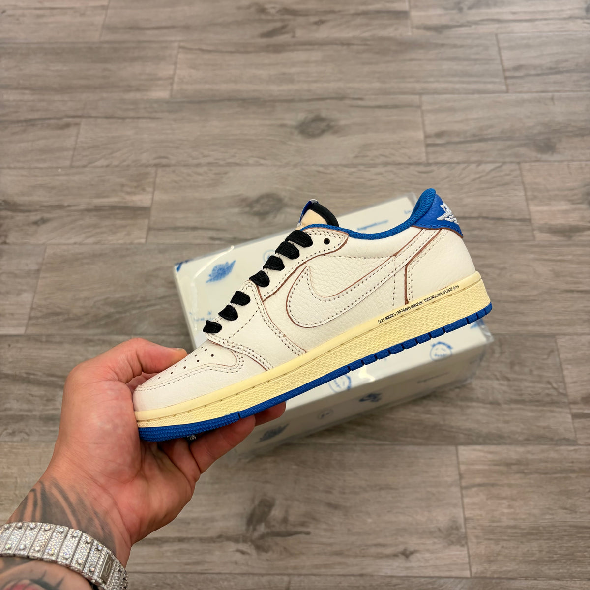 Jordan 1 Retro Low “Fragment x Travis Scott” (2025)