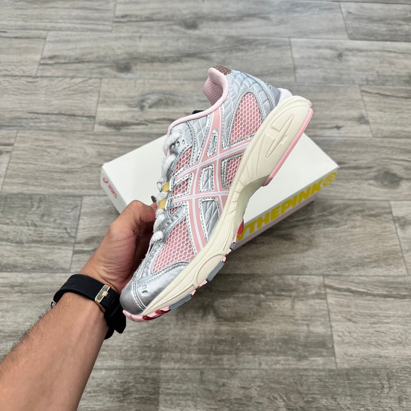 ASCIS Gel Nimbus 10.1 “ Strawberry Cream ”