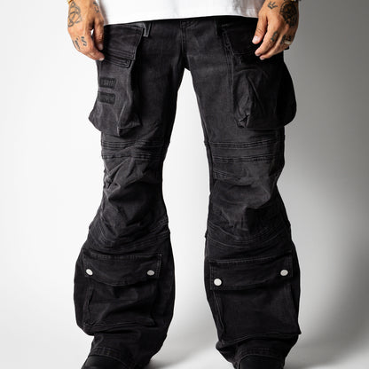 First Row Relaxed Fit [Black]