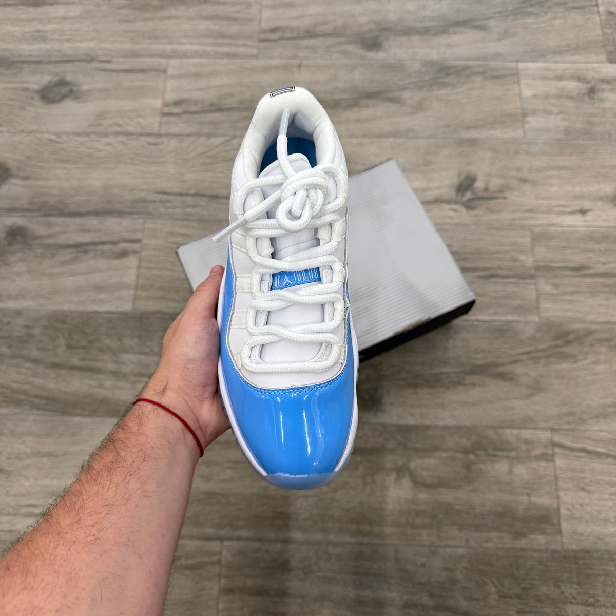 Jordan 11 Retro Low University Blue (2026)
