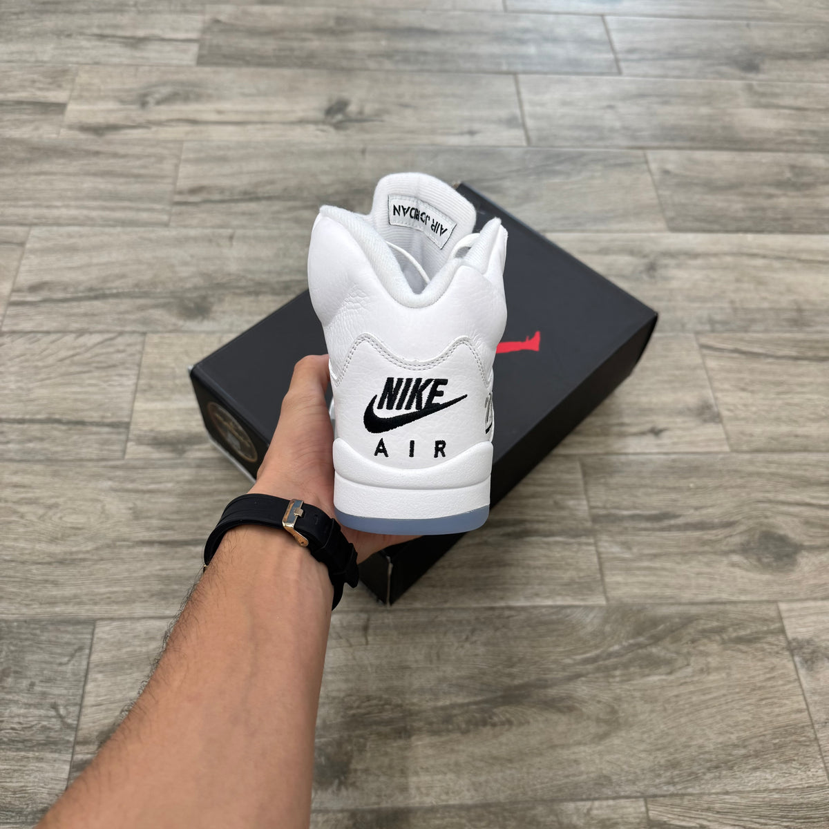 Jordan 5 Retro “ White Metallic ”