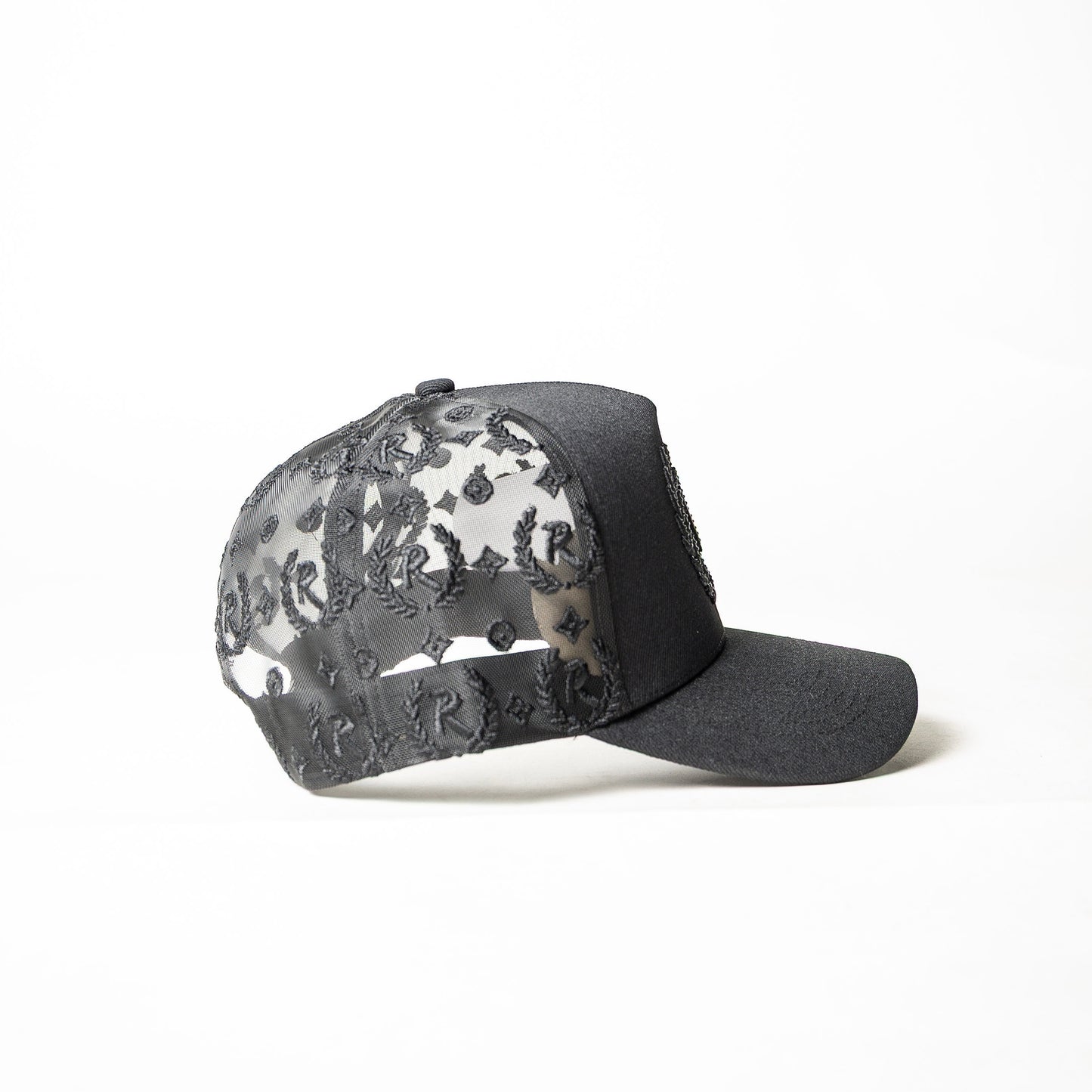 Romano “R” Trucker {black}
