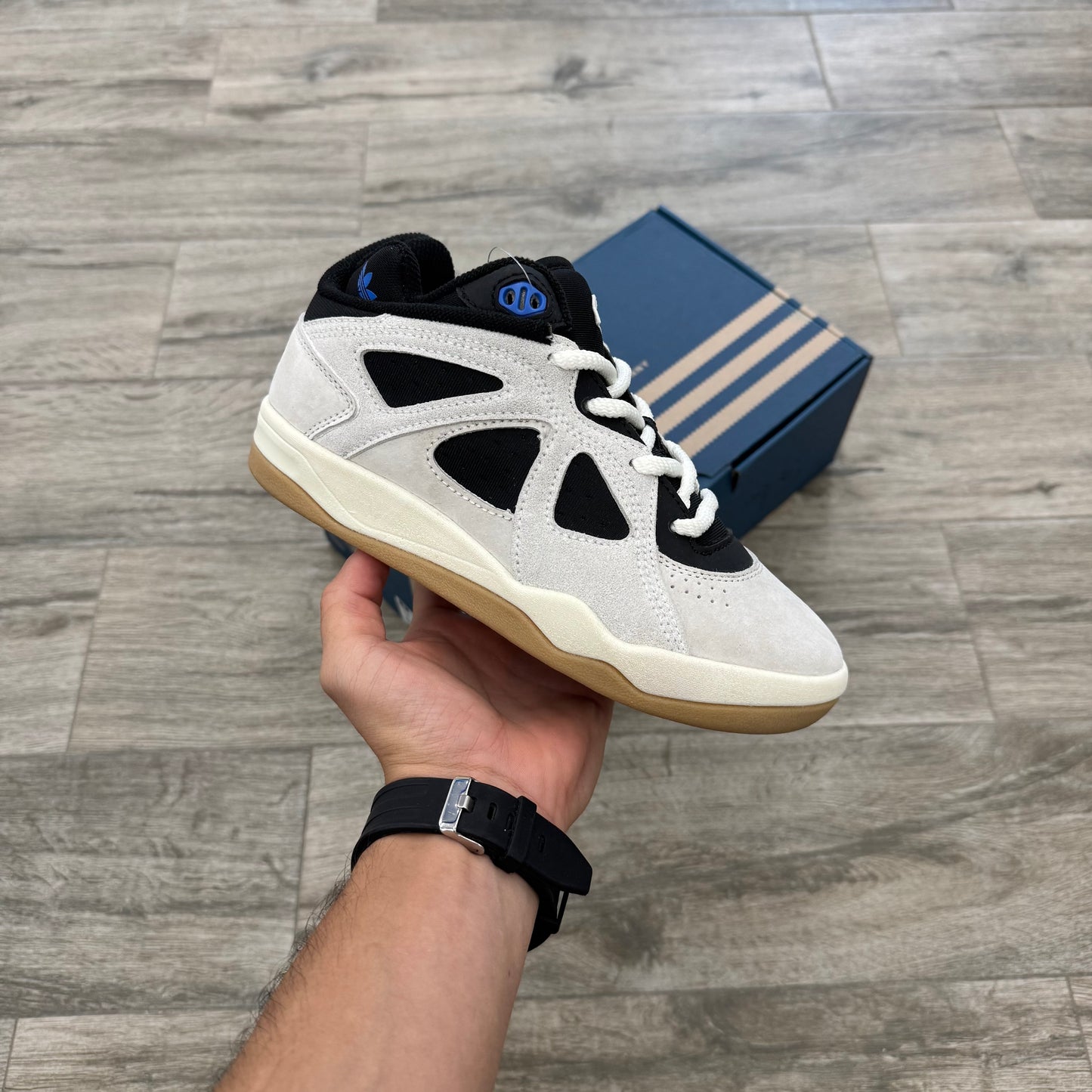 BadBo 1.0 Bad Bunny Rise  (UA)