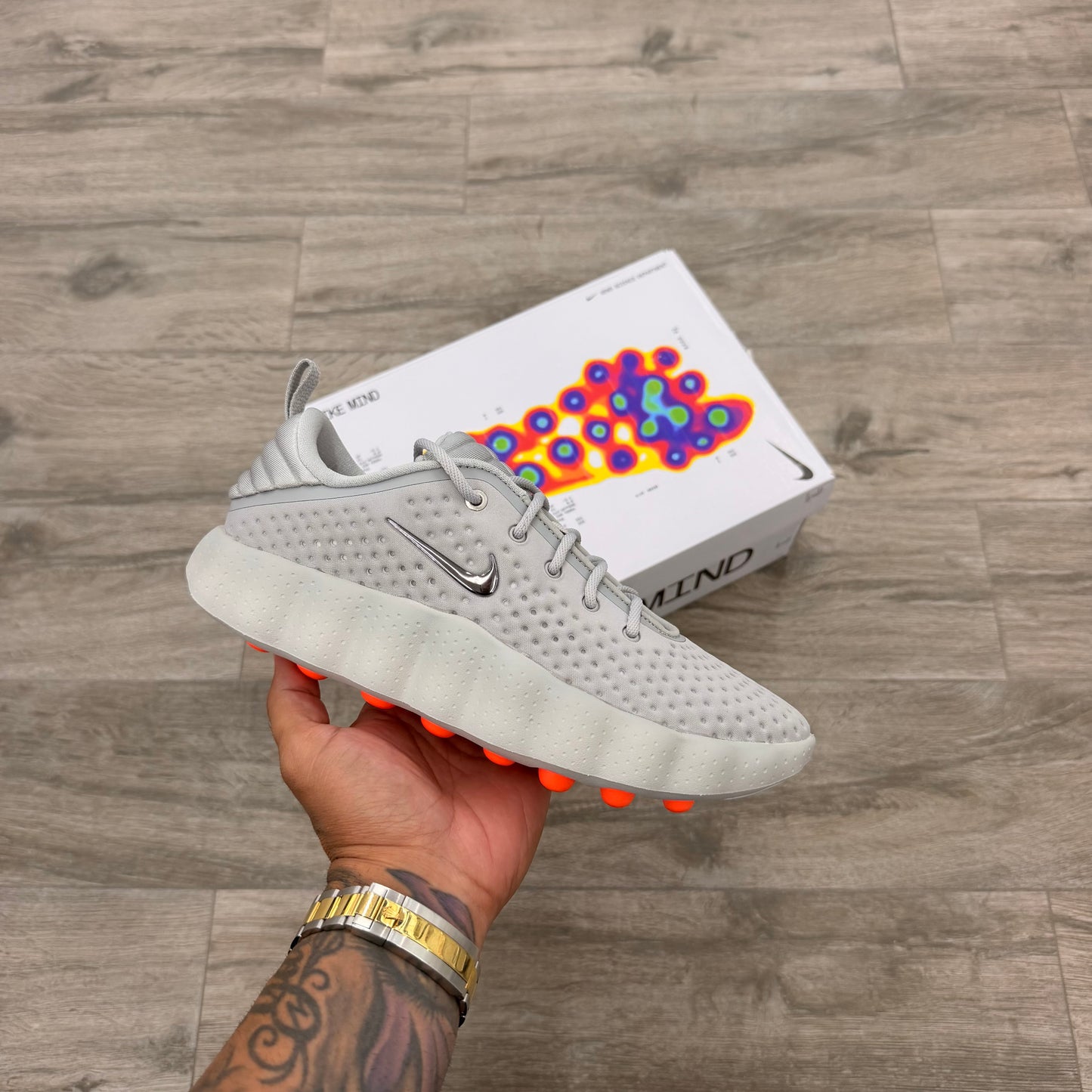 Nike Mind 002 “Light Smoke Gray”