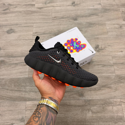 Nike Mind 002 “Black Hyper Crimson”