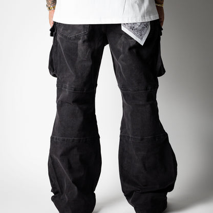 First Row Relaxed Fit [Black]
