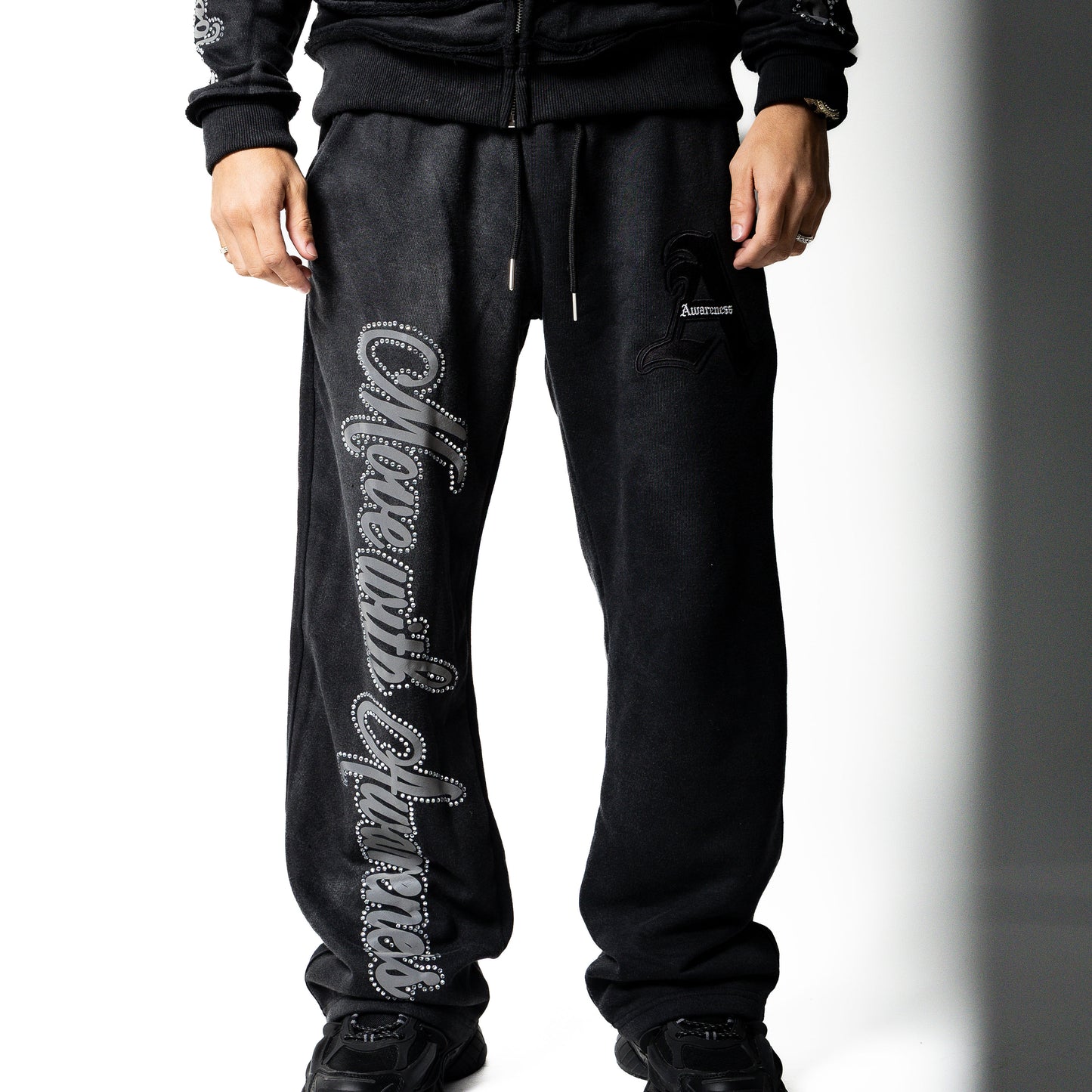 Awareness Set Hoodie + Pants (black)
