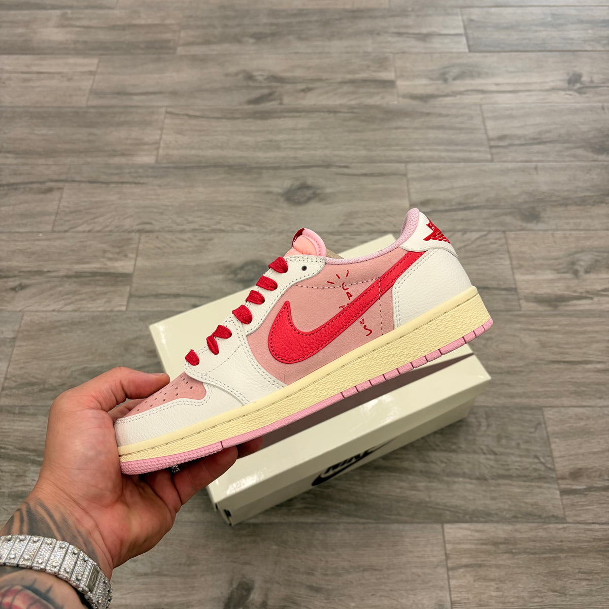 Jordan 1 Retro Low SP Travis Scott Sail Tropical Pink