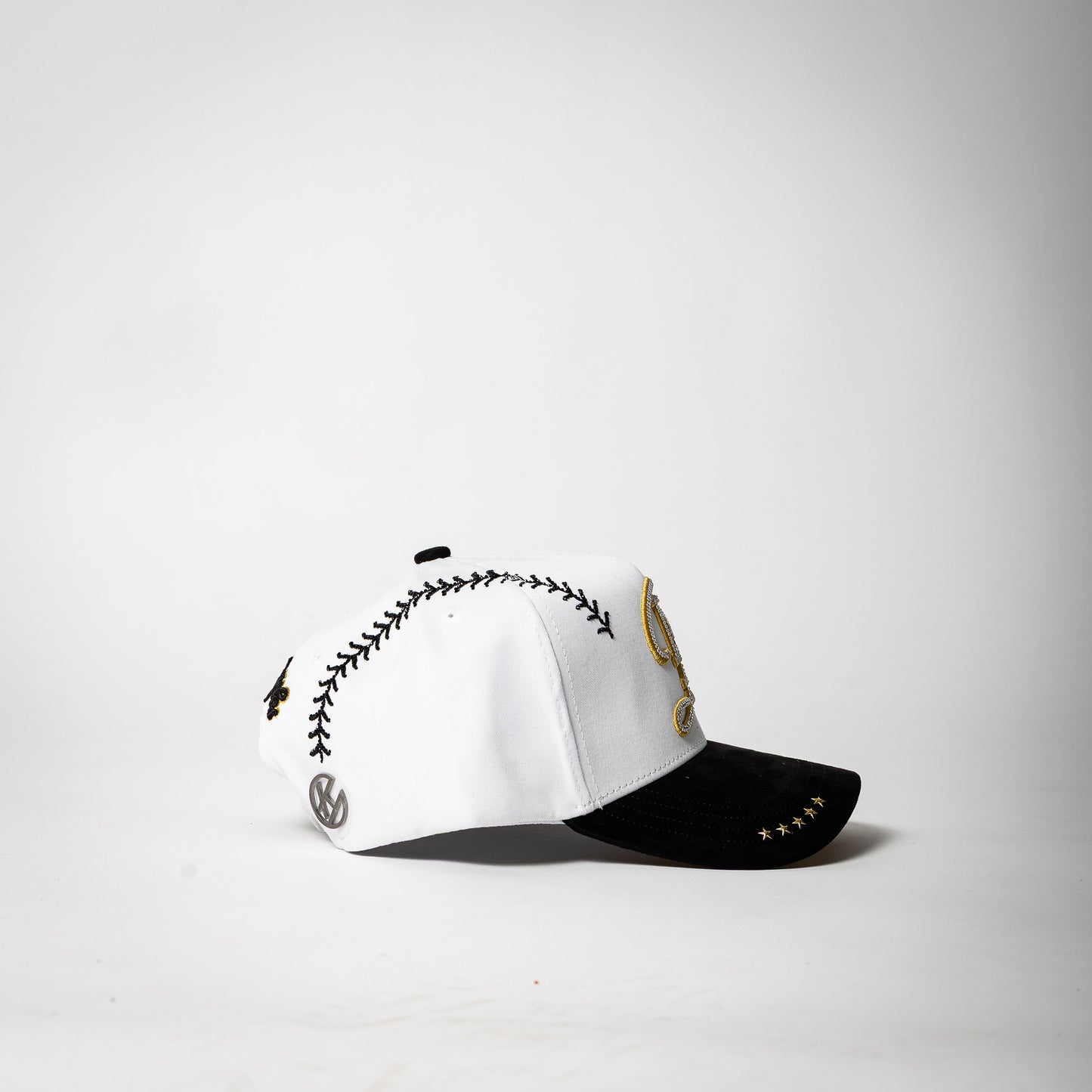 Cap Fans “ LA ” ( white/black/gold)