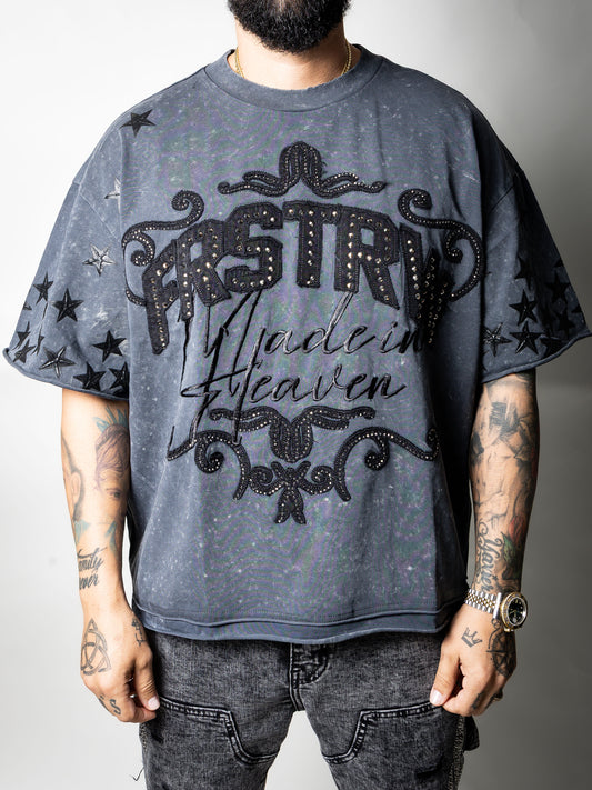 First Row [made in heaven 001]