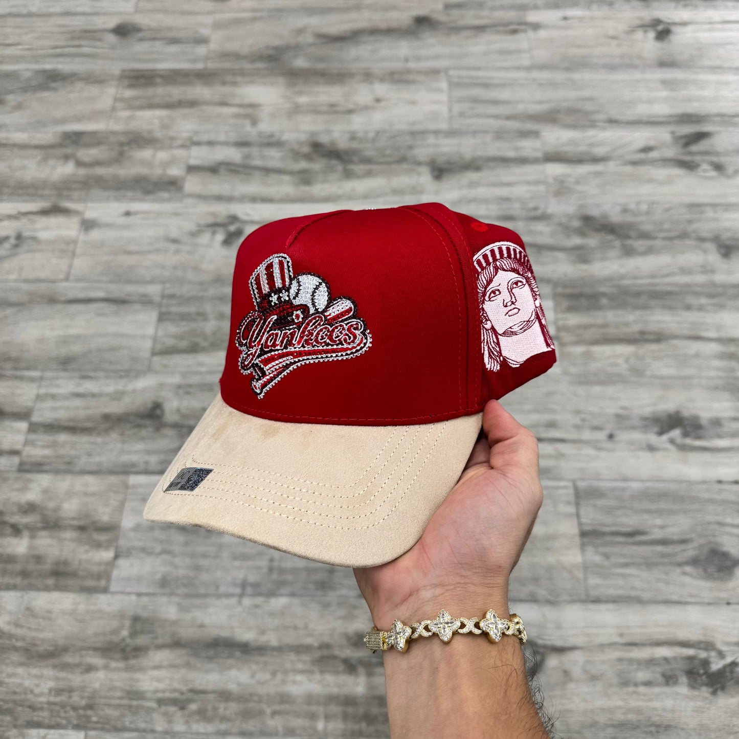 VQC Caps “ Yankees ” ( Red / Cream )