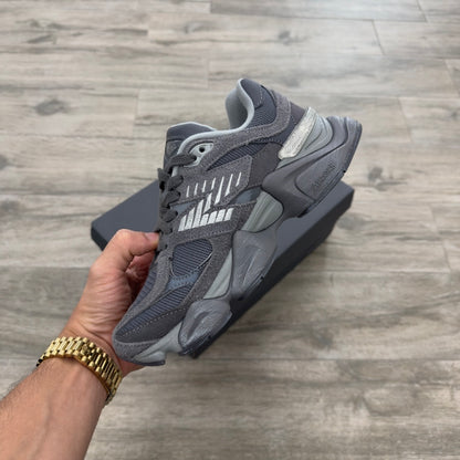 New Balance 9060 Magnet