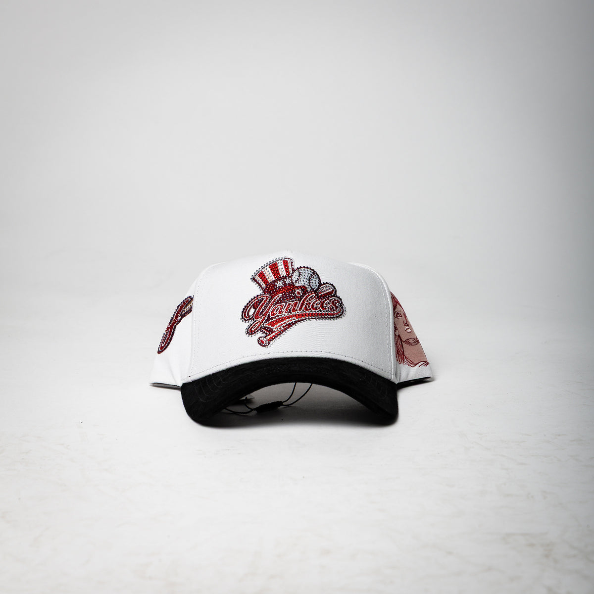 VQC Caps “ Yankees ” ( white/black )