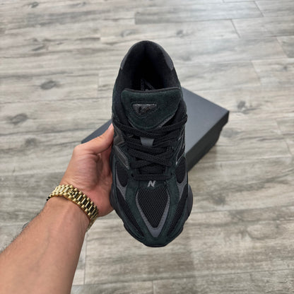 New Balance 9060 Triple Black