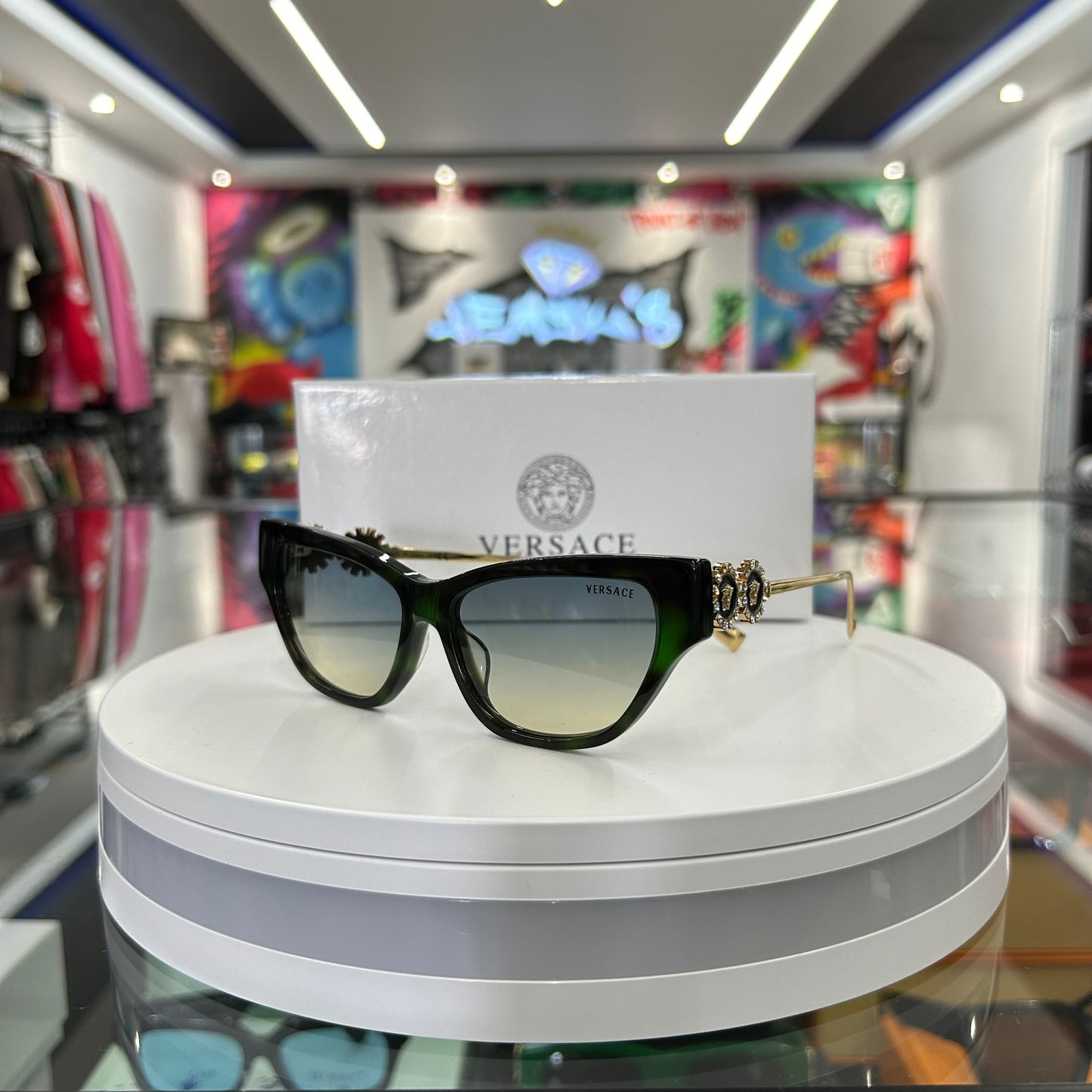 Designer Sunglasses Women [vers@ce]