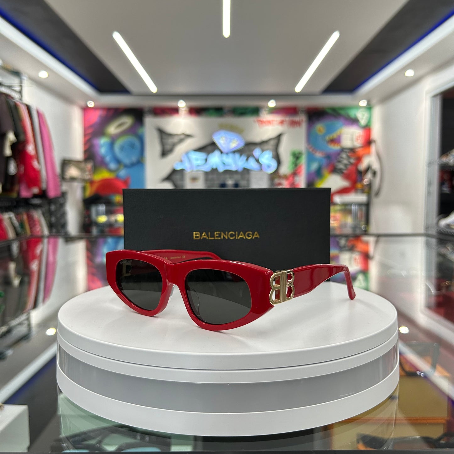 Designer Sunglasses Red [balenci@ga]