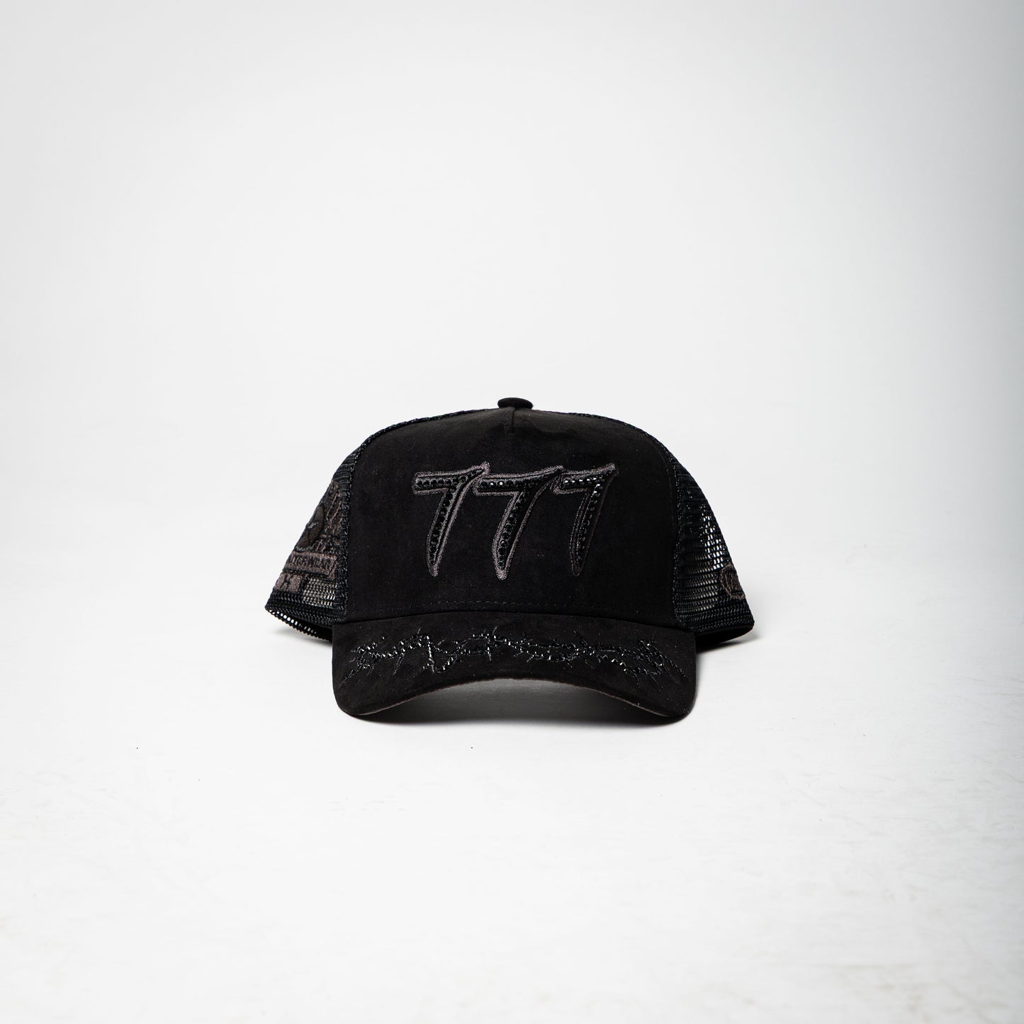 777 Trucket Hat [black]