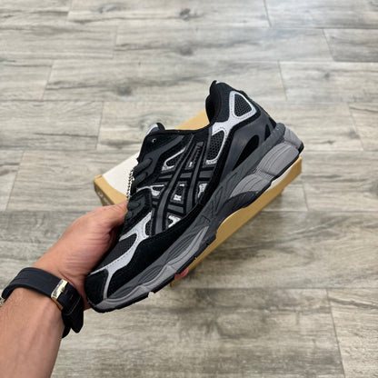 Asics GEL-NYC gris y negro grafito