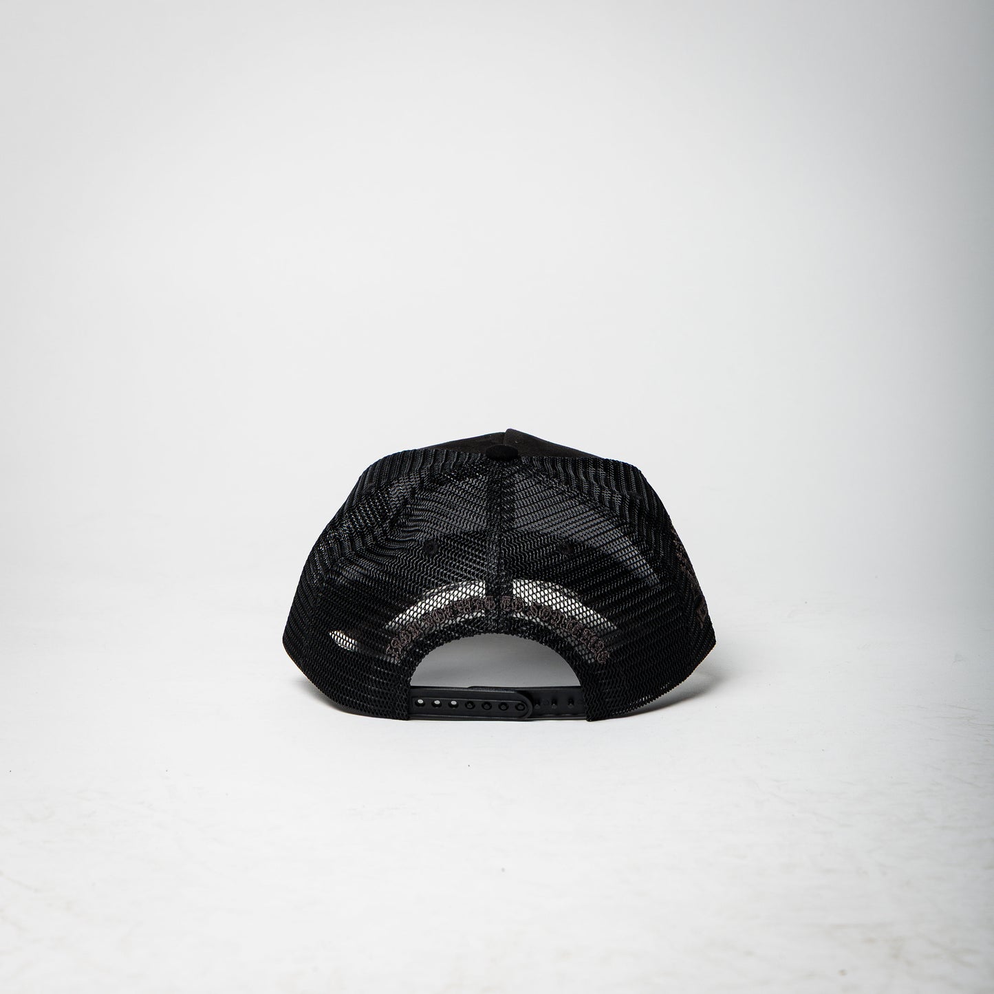 777 Trucket Hat [black]