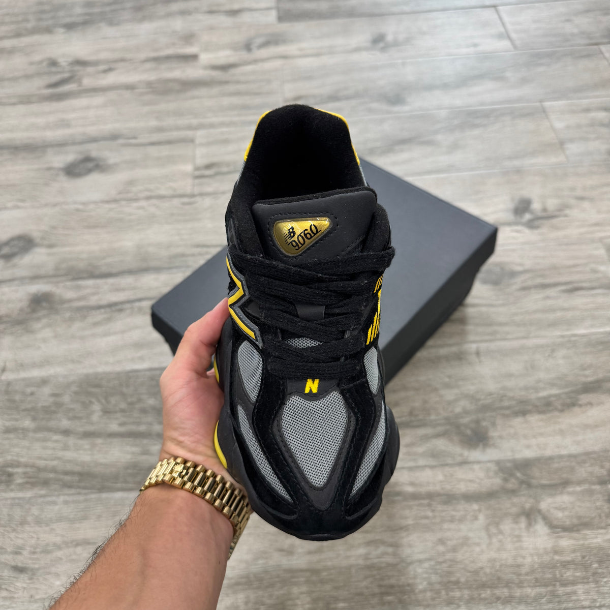 New Balance 9060 Yellow/Black