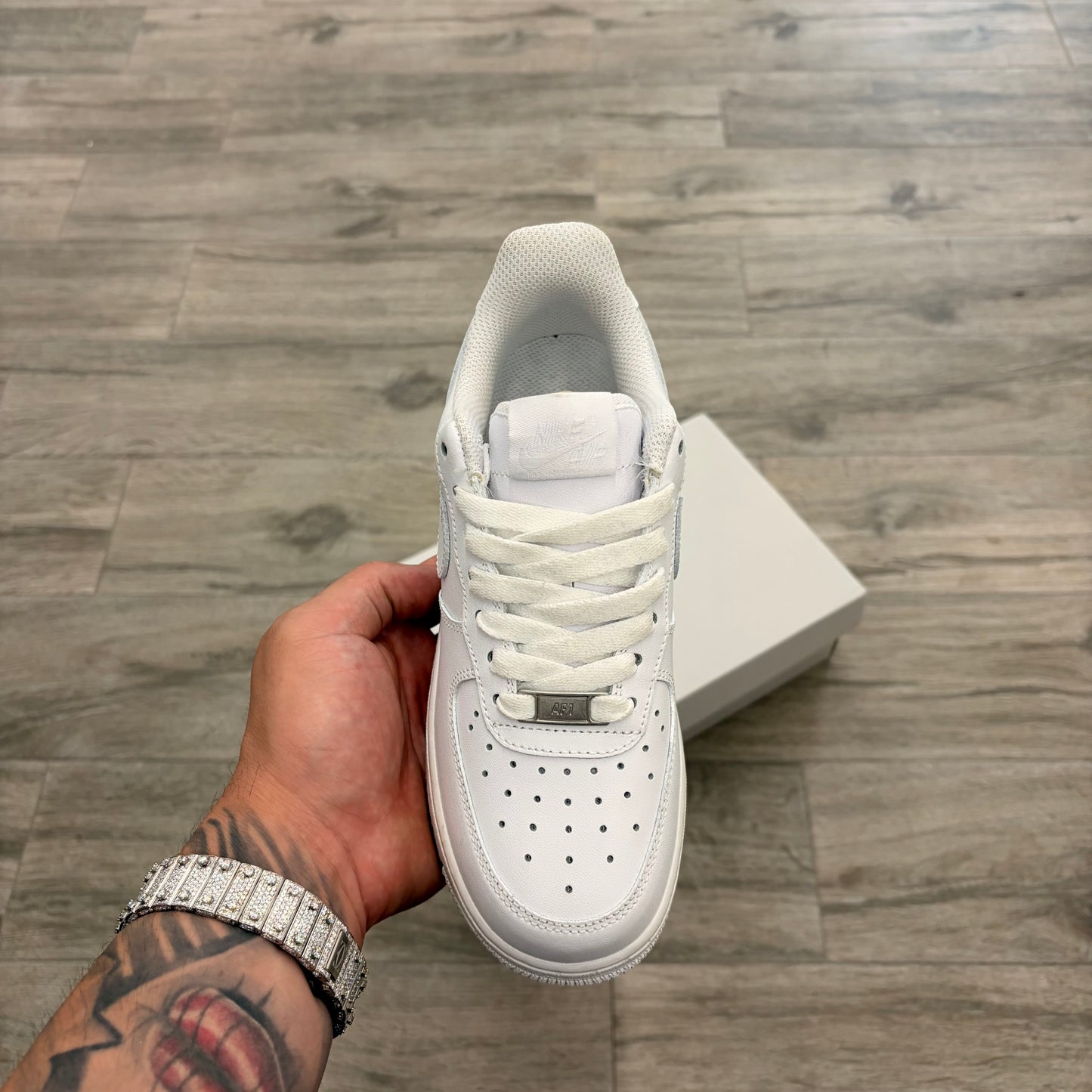 Air Force 1 “Classic White”
