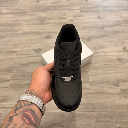 Air Force 1 “Classic Black”