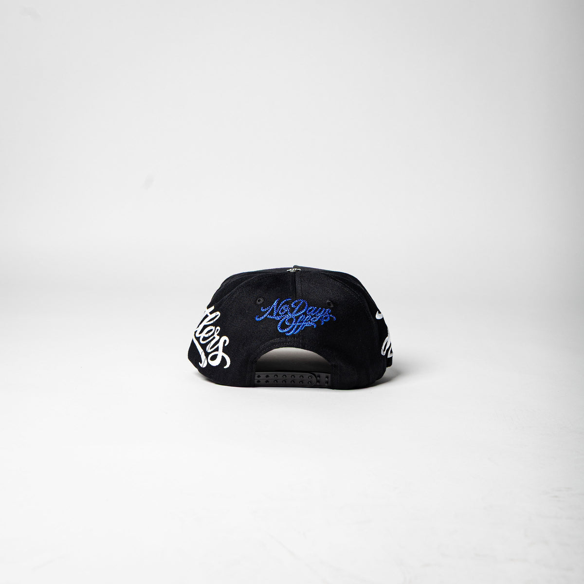 Life Hustlers SnapBack ( Black / Blue )