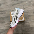 Asics Gel-Kayano 14 rosado y crema