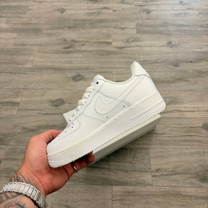 Air Force 1 “Classic White”