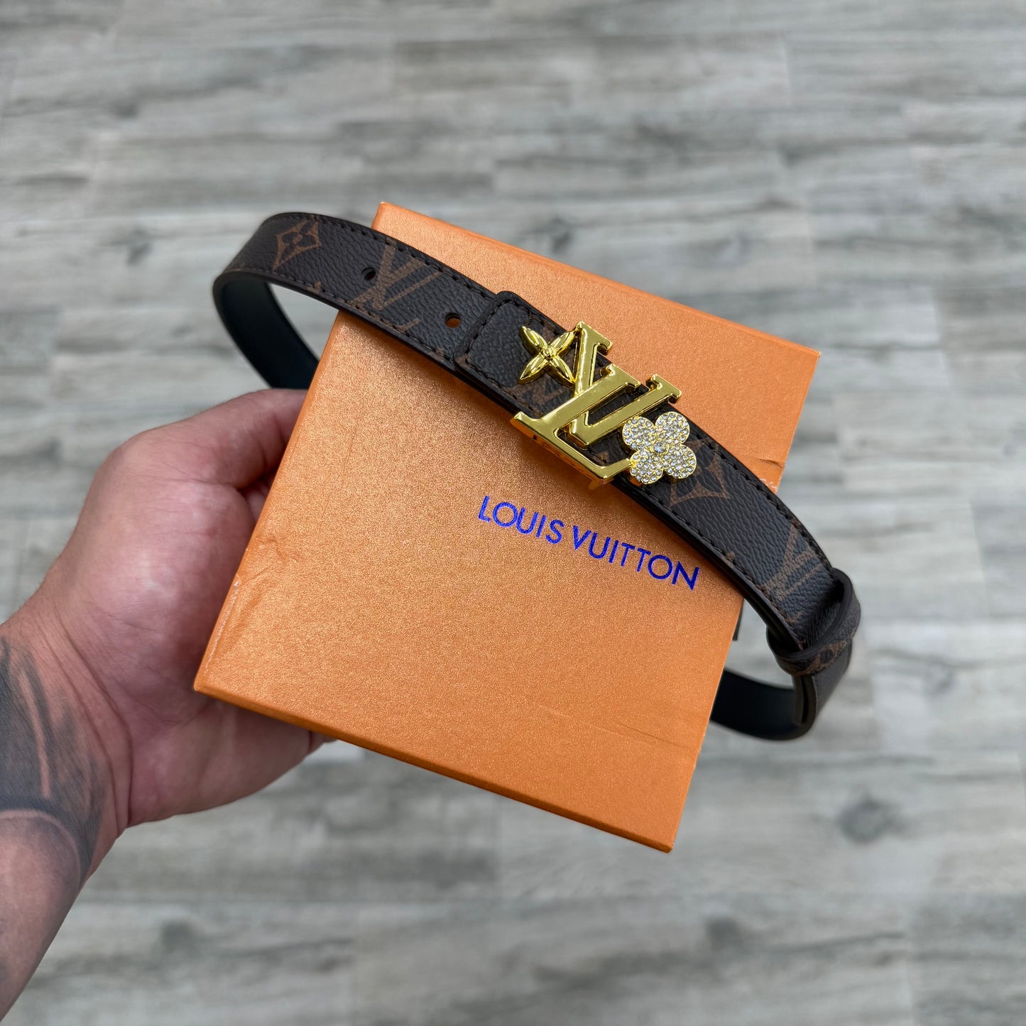 LV Gold Logo Women [monogram brown]