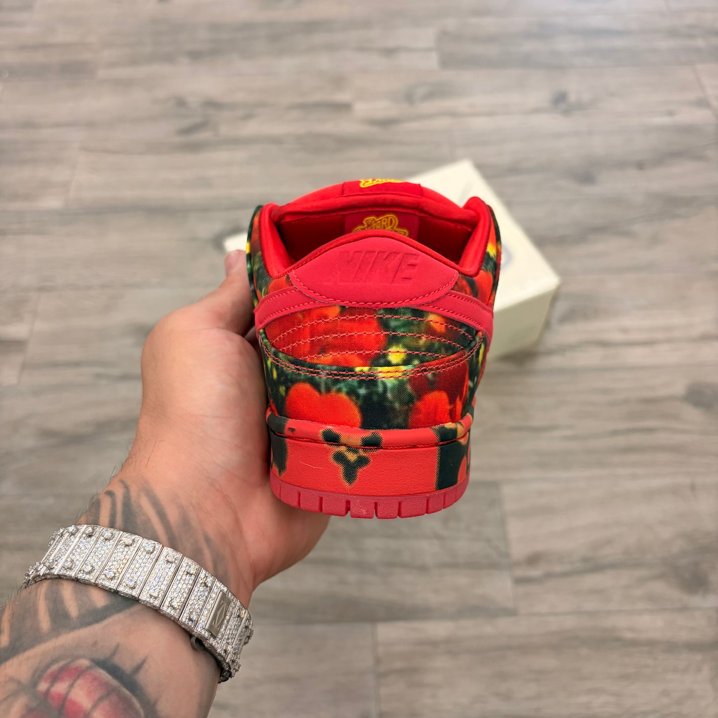 Nike SB Dunk The Wizard of Oz Poppy Field