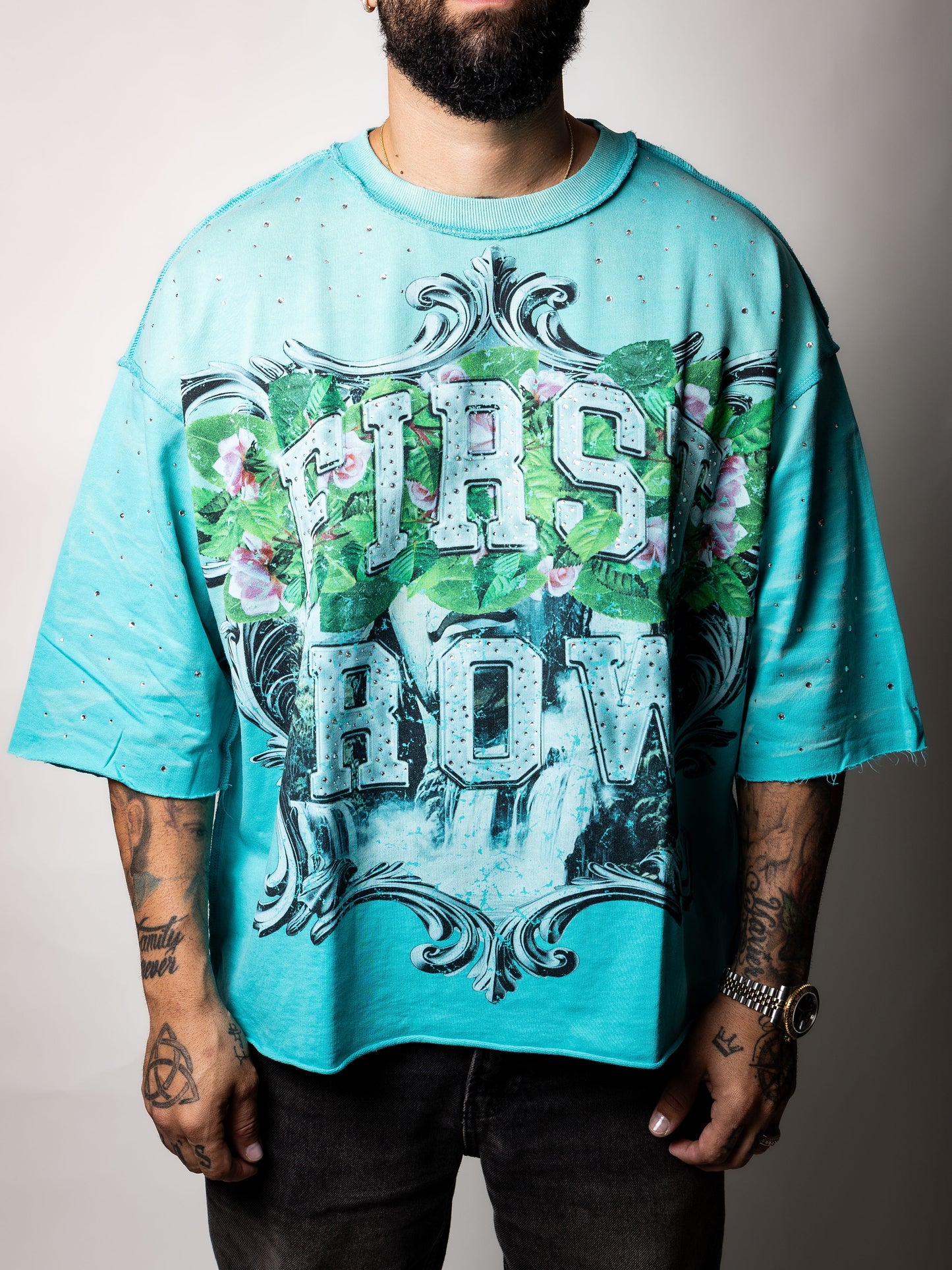 First Row “ Bush “ Lost Utopia