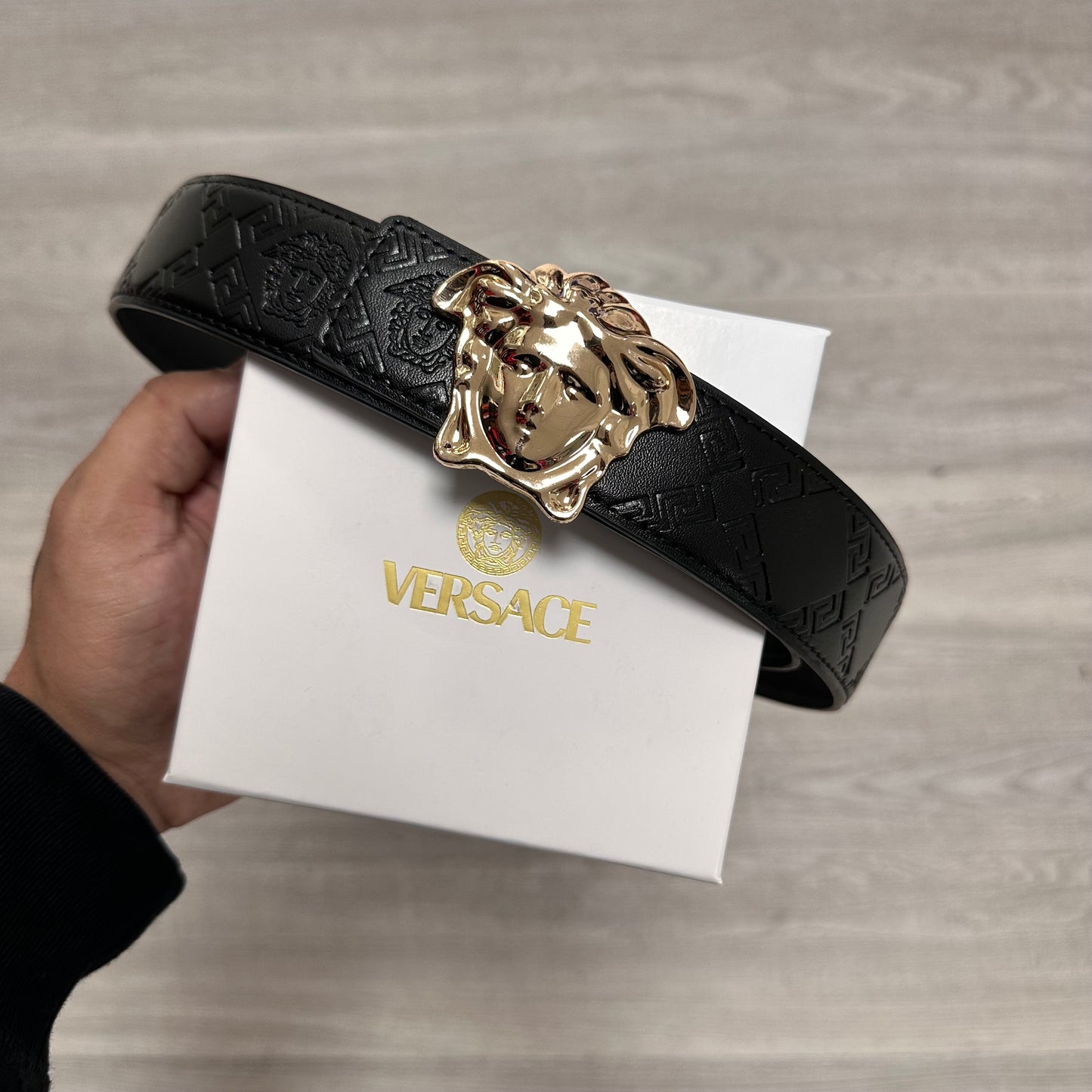 Medusa Gold Classic [black]