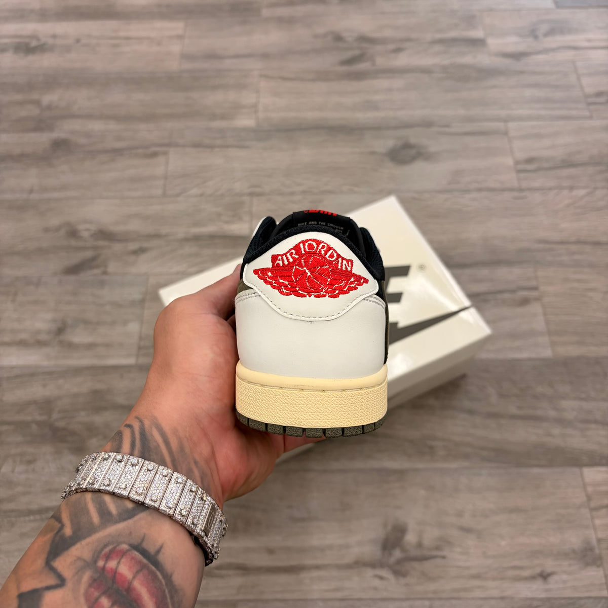 Jordan 1 Retro Low Travis Scott Olive