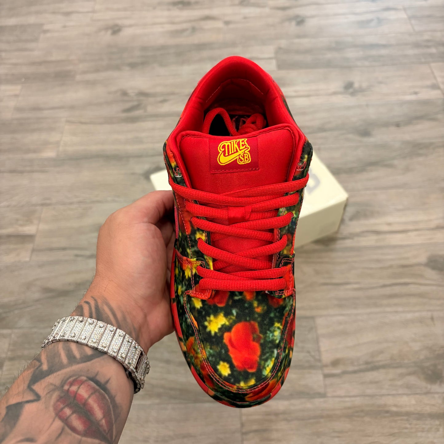 Nike SB Dunk The Wizard of Oz Poppy Field