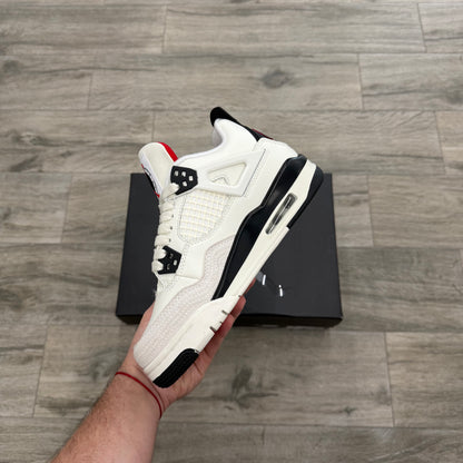 Jordan 4 Retro “Flight Club”