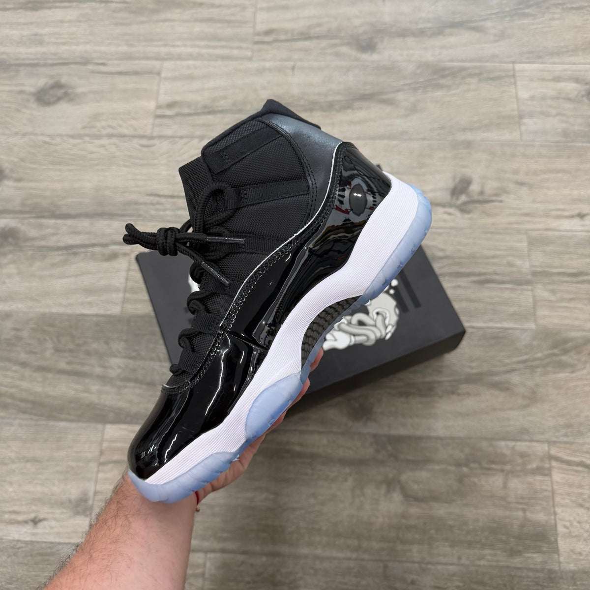 Jordan 11 Retro “Space Jam”