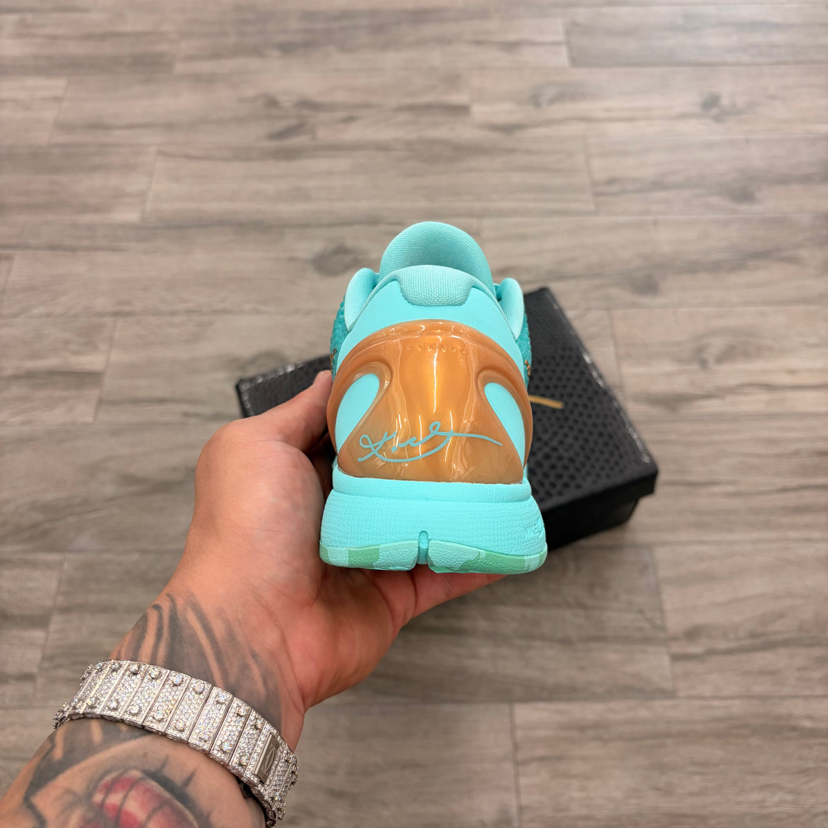 Kobe 6 Protro Total Jalen Bronson Statue of Liberty
