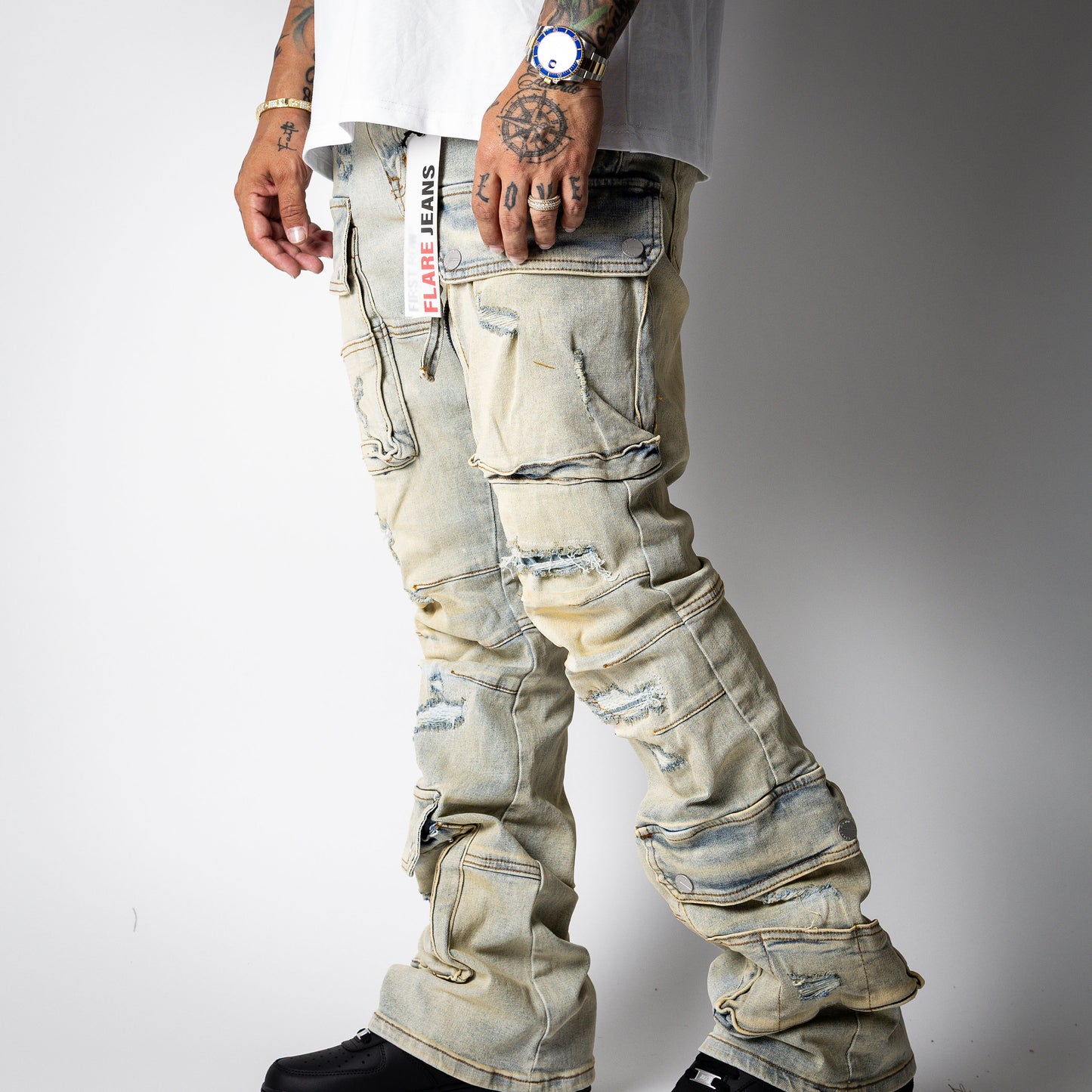 First Row Flares Jean [L.Stone Tint]